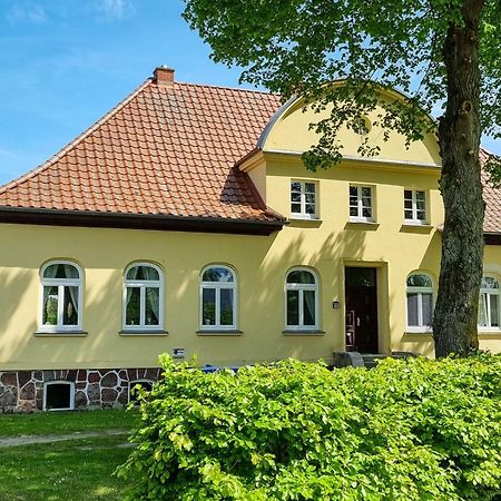 Gutshaus Neu Necheln Apartamento Bruel Exterior foto